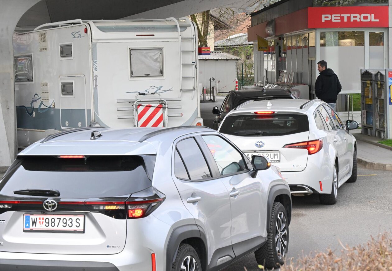 U Sloveniji ograničeno točenje goriva, posebne mjere za strance