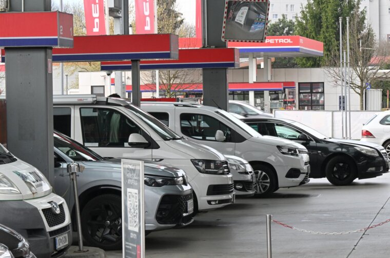 U Sloveniji ograničeno točenje goriva, posebne mjere za strance