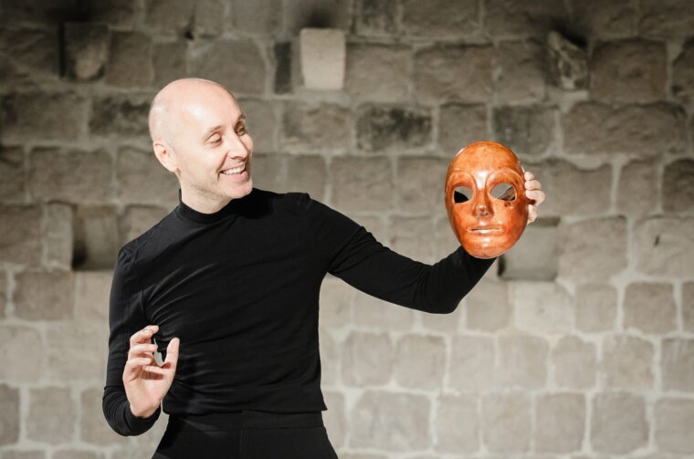 Maske-DS_00-2048×1536