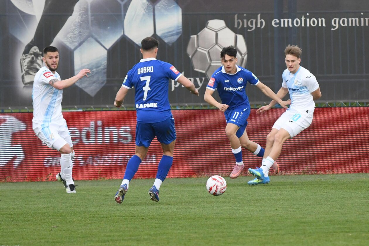 Slaven Belupo i Rijeka sastali se u 28. kolu SuperSport HNL-a Slaven Belupo i Rijeka sastali se u 28. kolu SuperSport HNL-a