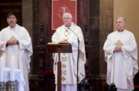 Rijeka: Riječki nadbiskup Mate Uzinić predvodio je uskršnje liturgijsko slavlje u katedrali sv. Vida