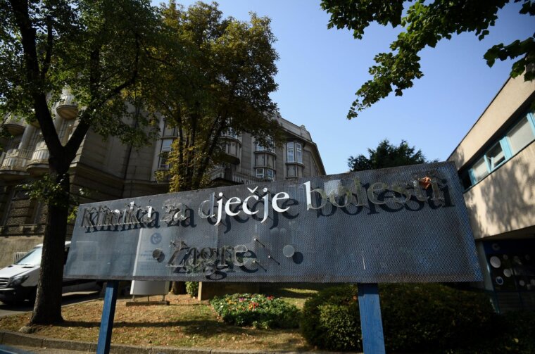 Zagrebparking od danas krenuo s naplatom parkinga pred bolnicama Zagrebparking od danas krenuo s naplatom parkinga pred bolnicama