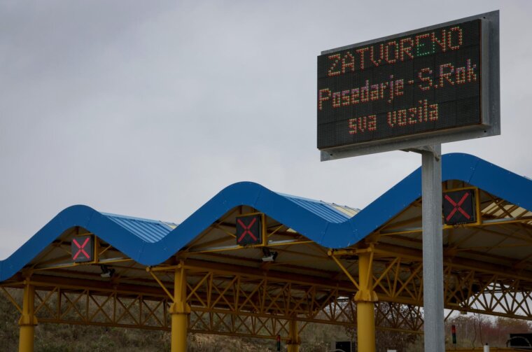 Posedarje: Zbog jake bure zatvorena dionica A1 između Posedarja i Sv. Roka Posedarje: Zbog jake bure zatvorena dionica A1 između Posedarja i Sv. Roka