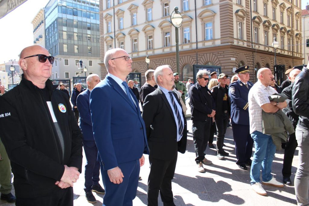 ajkule 35 godine (16)