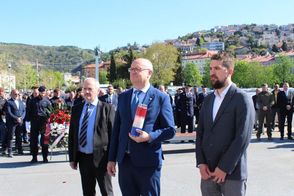ajkule 35 godine (21)