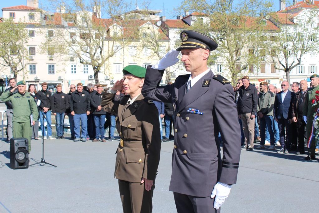 ajkule 35 godine (22)