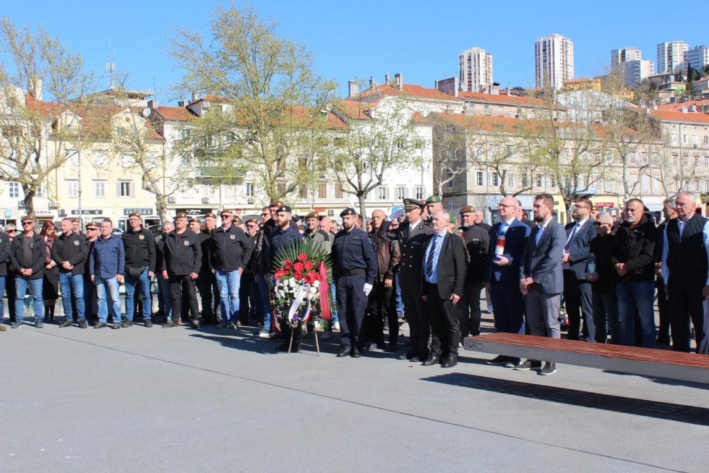 ajkule 35 godine (23)