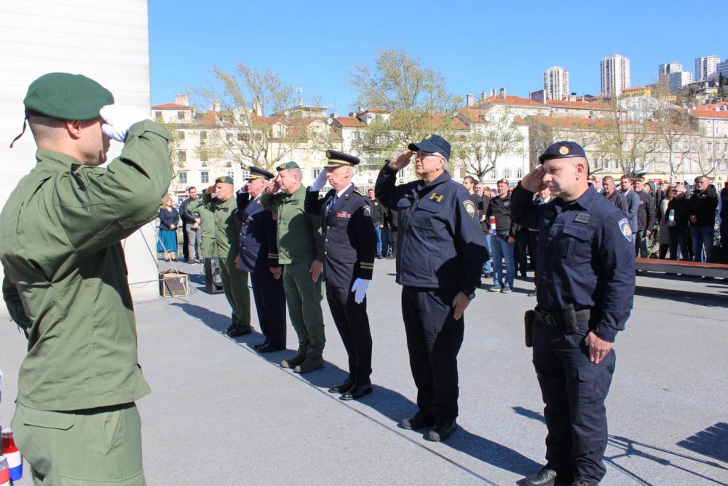 ajkule 35 godine (25)