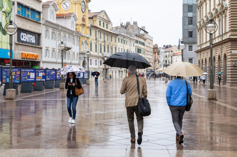 Ilustrativna kiša Rijeka korzo-5176
