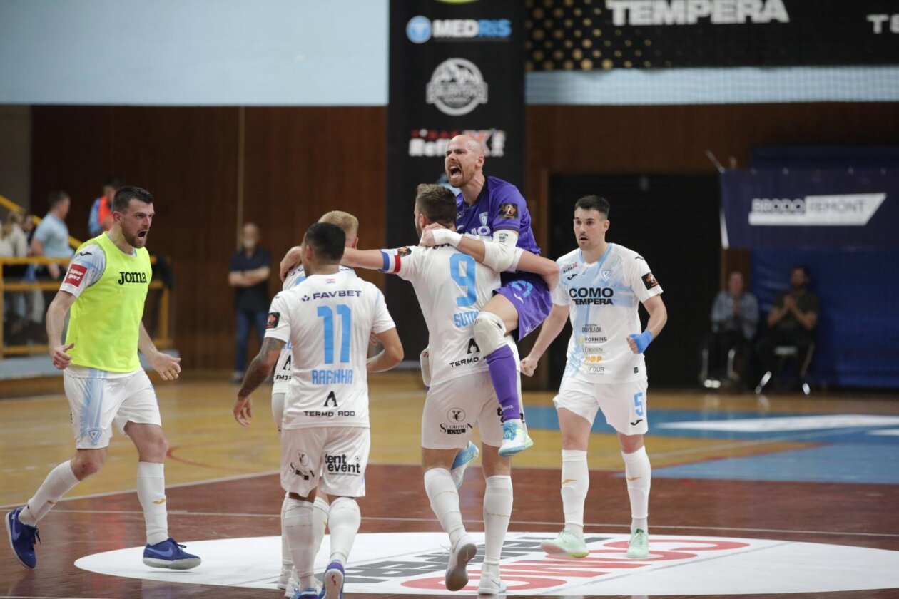 HMNK Rijeka se  plasirala u polufinale SuperSport HMNL-a nakon pobjede nad Crnicom