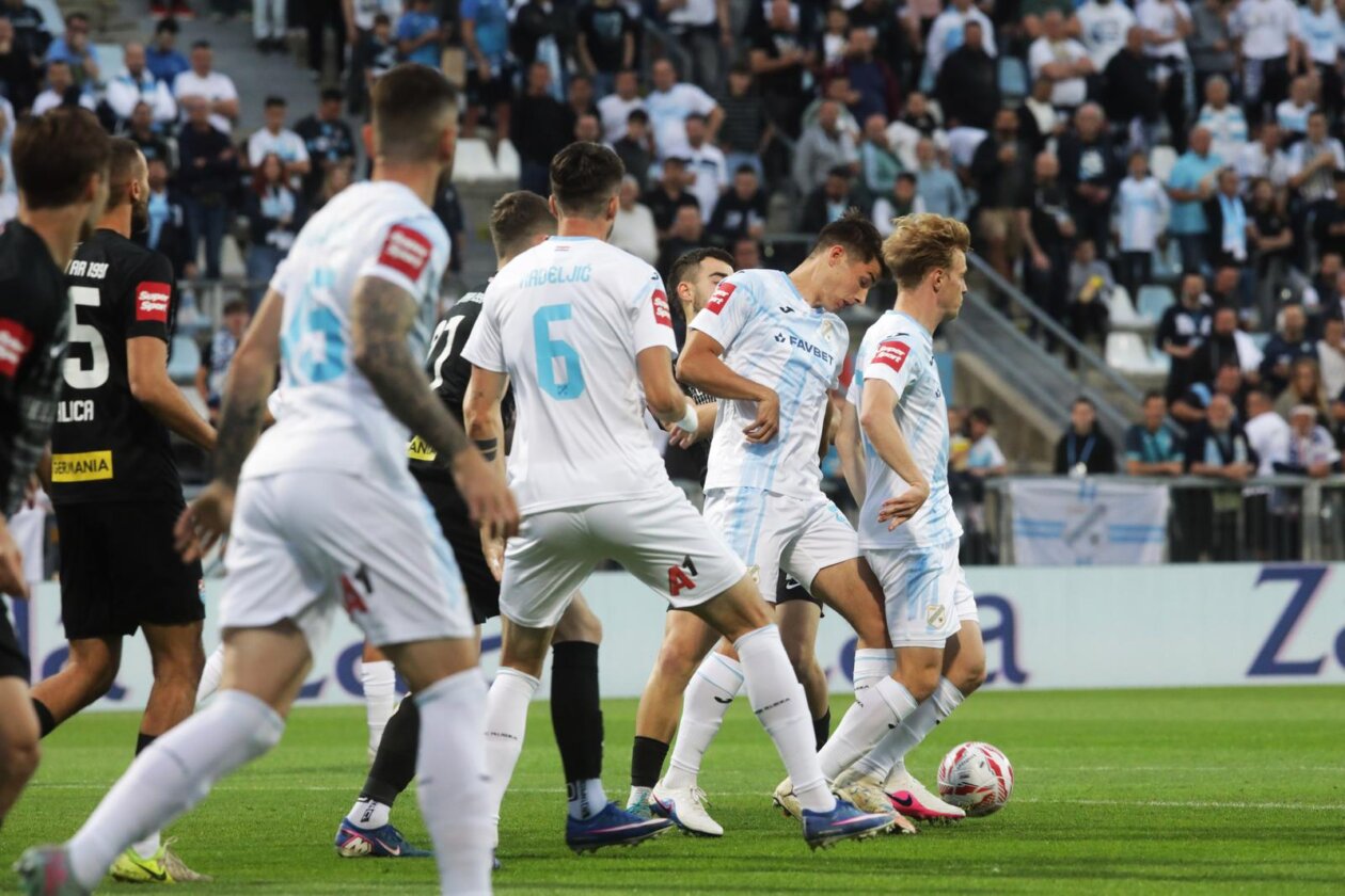 Rijeka i Vukovar sastali se u 34. kolu SuperSport HNL-a Rijeka i Vukovar sastali se u 34. kolu SuperSport HNL-a