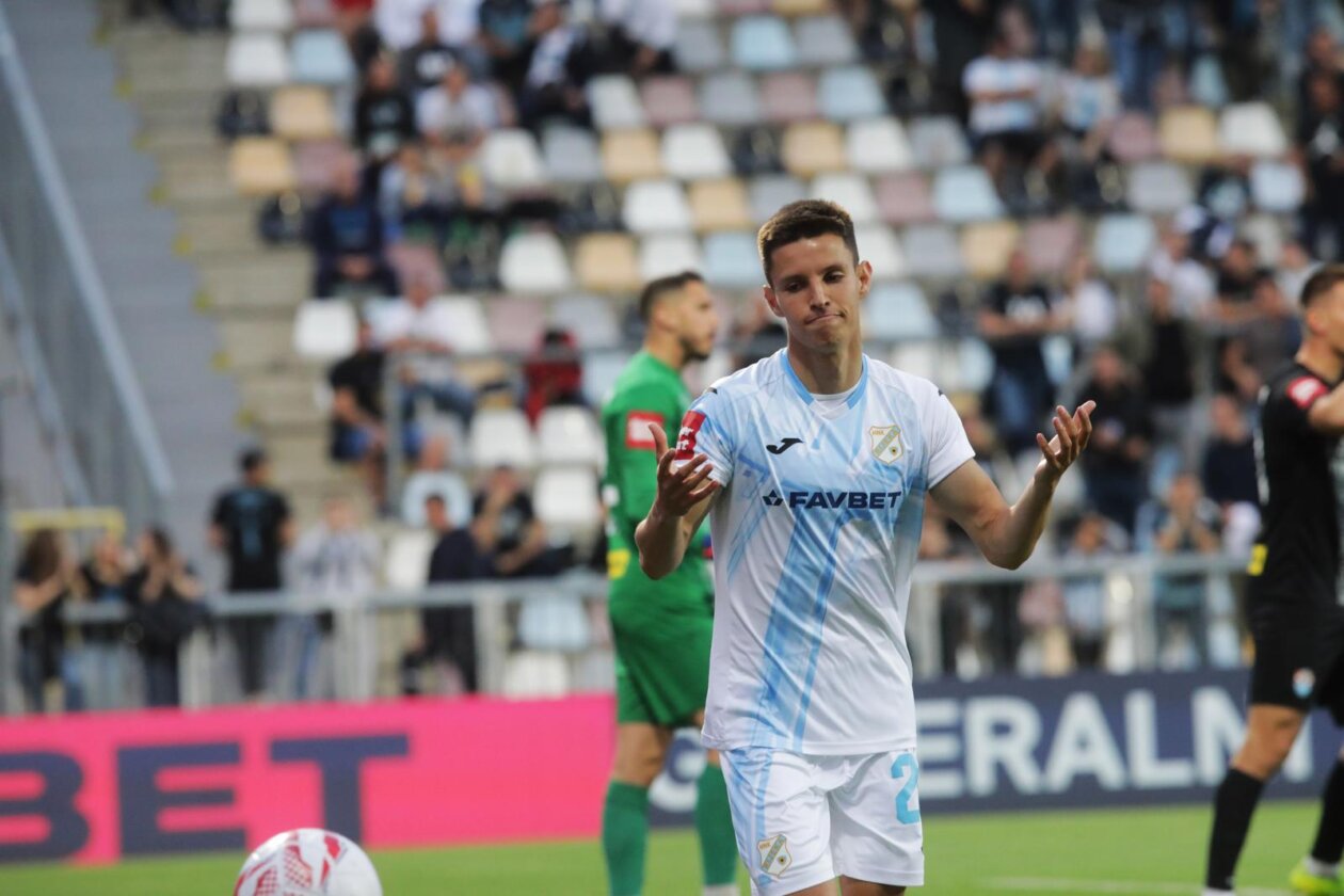 Rijeka i Vukovar sastali se u 34. kolu SuperSport HNL-a Rijeka i Vukovar sastali se u 34. kolu SuperSport HNL-a