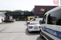 Krapina: U pucnjavi u kafiću ubijen policajac Krapina: U pucnjavi u kafiću ubijen policajac