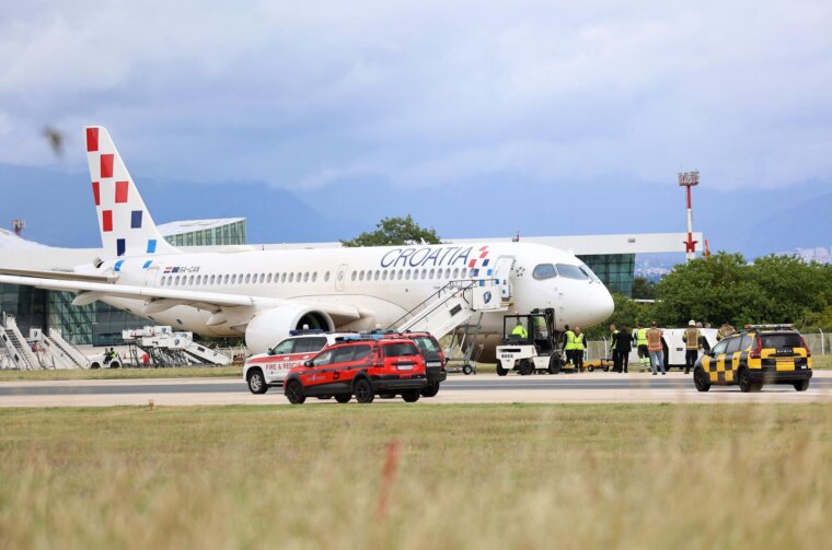 Split: Avion Croatia Airlinesa izletio sa staze