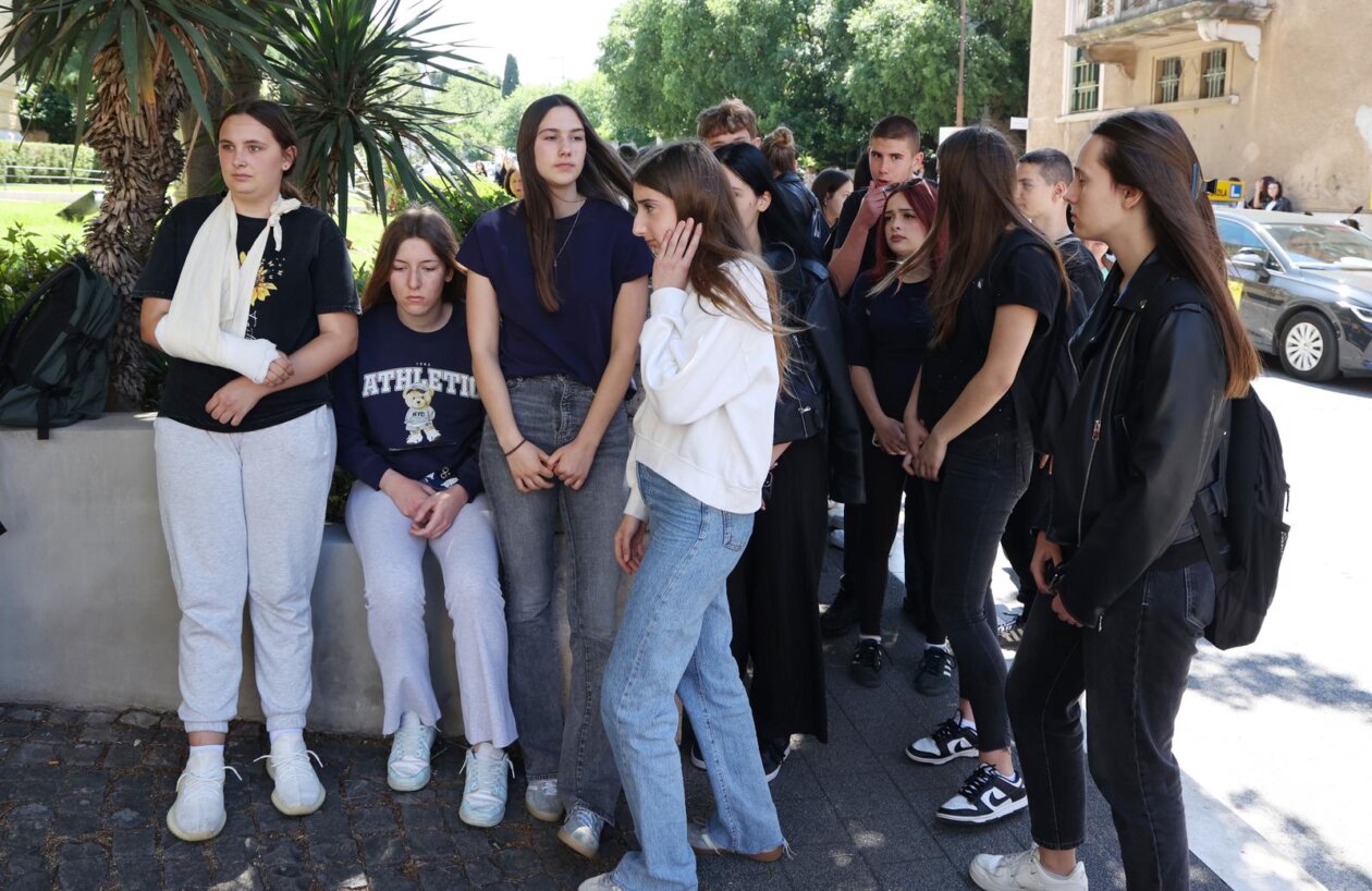 ibenik: Tihi prosvjed “19 minuta utnje za Luku” ibenik: Tihi prosvjed “19 minuta utnje za Luku”
