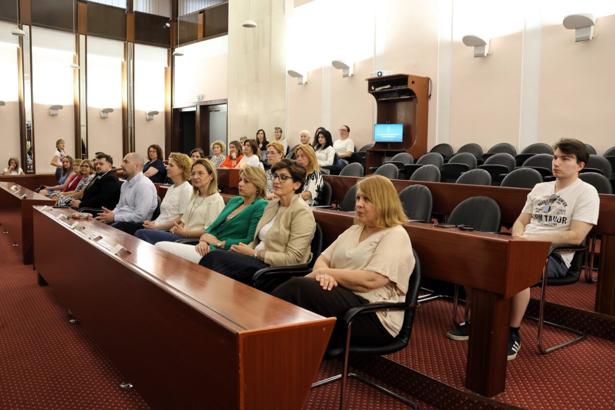 Prezentacija-Centra-za-sigurniji-Internet-u-Gradskoj-vijecnici-4-scaled