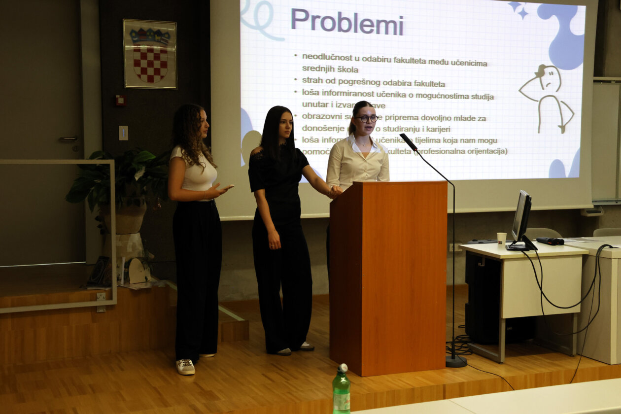 Zavrsni-dogadaj-predmeta-Skola-i-zajednica-u-Primorsko-goranskoj-zupaniji-17 Zavrsni-dogadaj-predmeta-Skola-i-zajednica-u-Primorsko-goranskoj-zupaniji-17