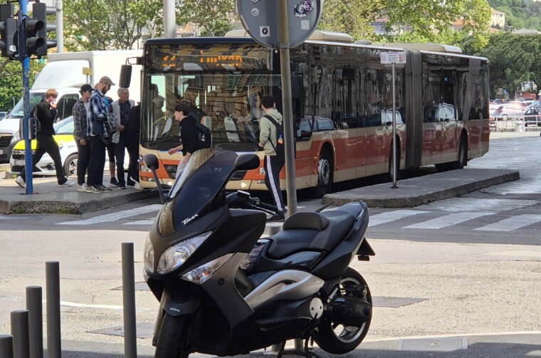 jelačićev trg autobus 32