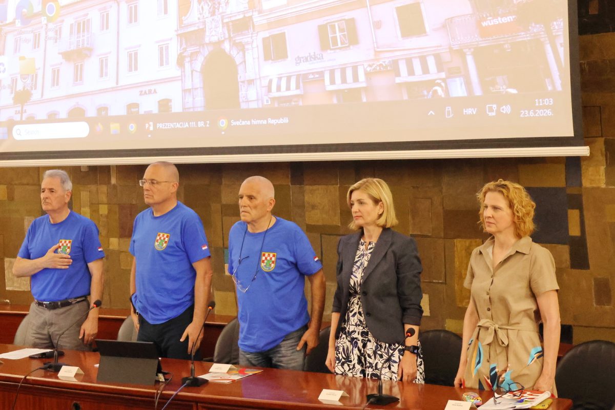 111-brigada-press4-1200×800 (1) 111-brigada-press4-1200×800 (1)