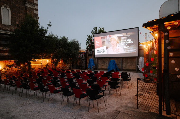 Art kino