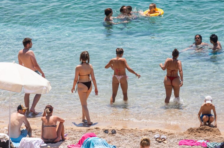 Dubrovnik: Toplinski val i visoke temperature na jugu Hrvatske Dubrovnik: Toplinski val i visoke temperature na jugu Hrvatske
