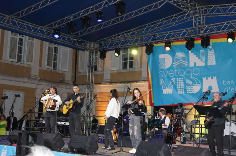 festival-canzonette-fiumane-(1) festival-canzonette-fiumane-(1)