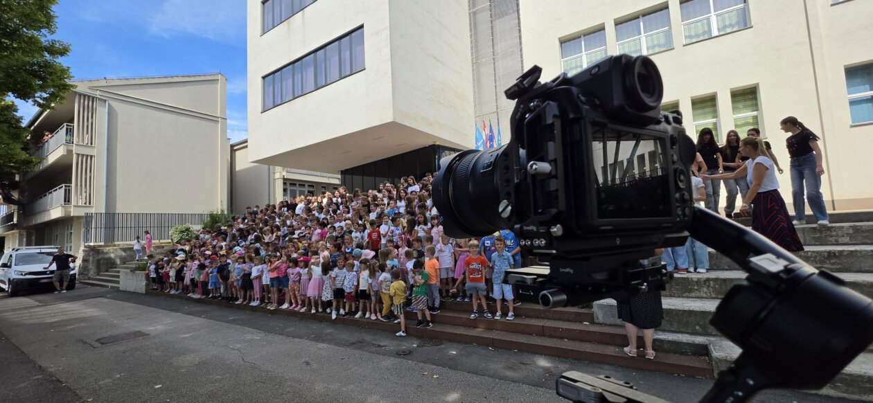 matulji pjesma snimanej spota djeca (2) matulji pjesma snimanej spota djeca (2)