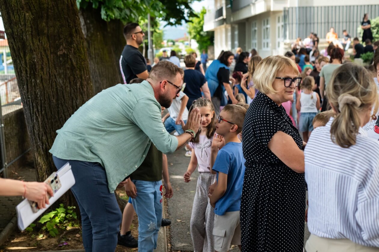 matulji pjesma snimanej spota djeca (7) matulji pjesma snimanej spota djeca (7)