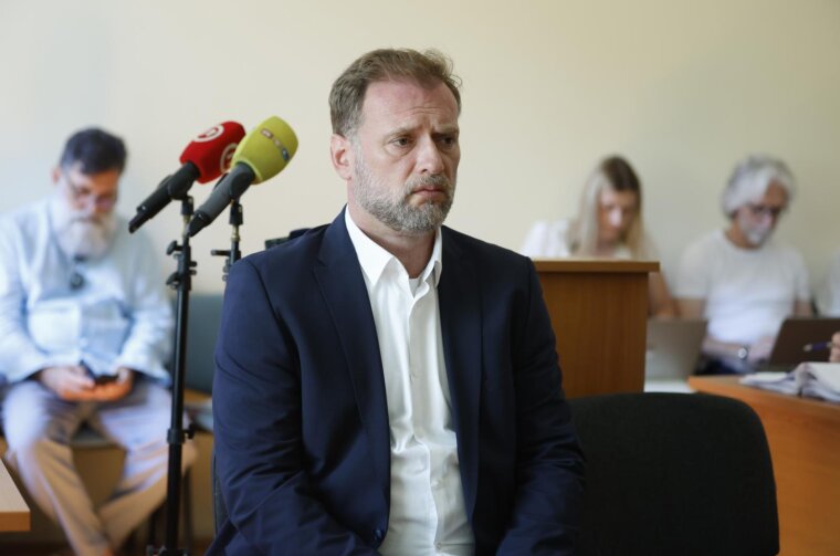 Vinkovci: Nastavljeno suđenje bivšem ministru obrane Mariju Banožiću
