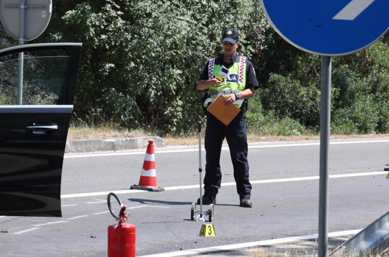 ibenik: Sudar automobila i vozila saniteta kod Morinjskog mosta, est osoba prevezeno u bolnicu ibenik: Sudar automobila i vozila saniteta kod Morinjskog mosta, est osoba prevezeno u bolnicu