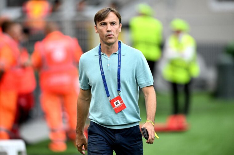 Zagrijavanje nogometaa uo?i po?etka utakmice UEFA Lige prvaka izme?u Milana i Dinama