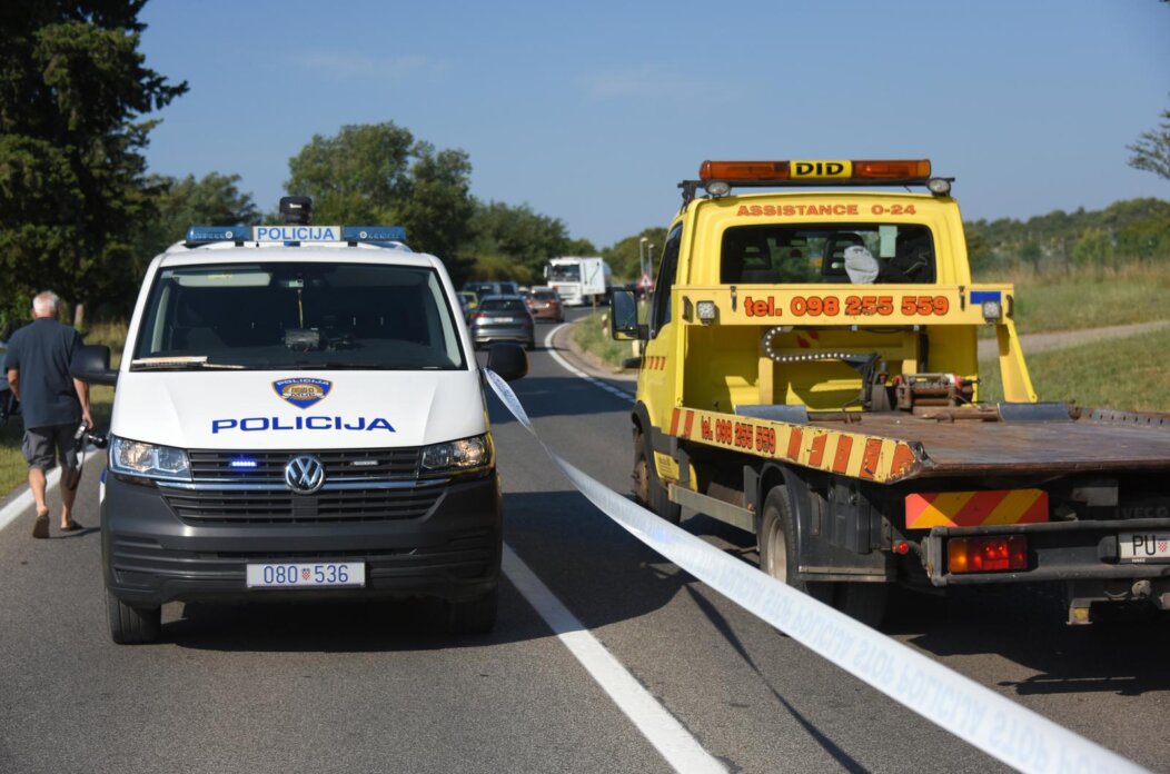 Jedna osoba poginula u teškoj prometnoj nesreći u Puli Jedna osoba poginula u teškoj prometnoj nesreći u Puli