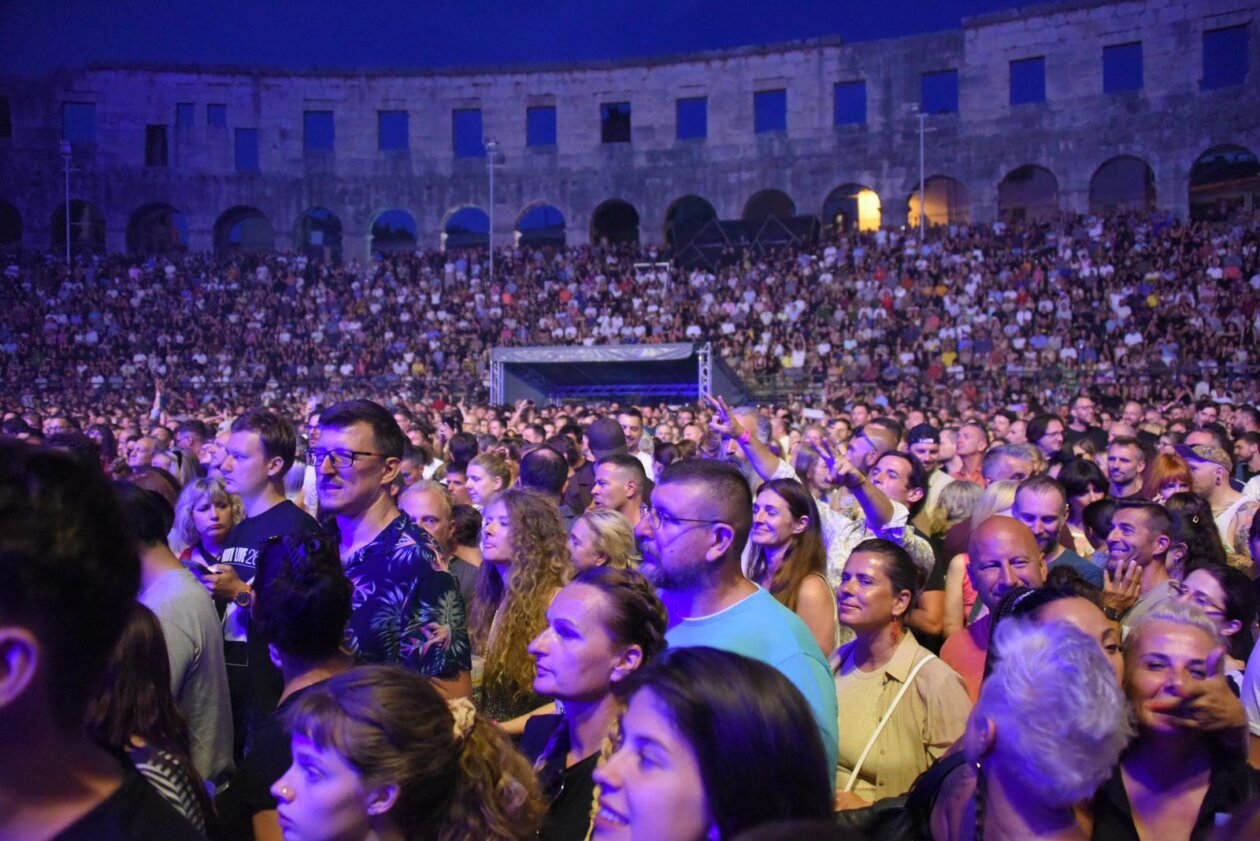 Pula: Moby zaludio pulsku publiku koncertom u Areni Pula: Moby zaludio pulsku publiku koncertom u Areni