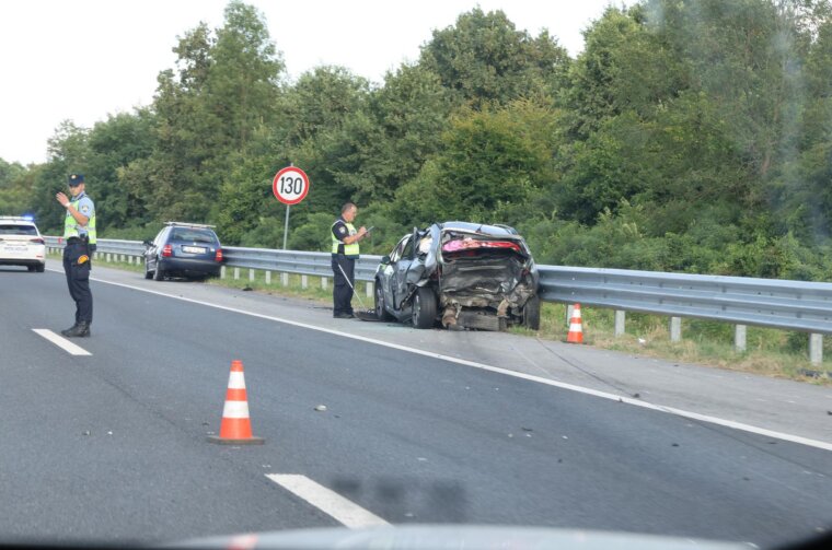 U sudaru dvaju vozila na A3 kod Lužana poginulo dijete, kolona duga četiri kilometra