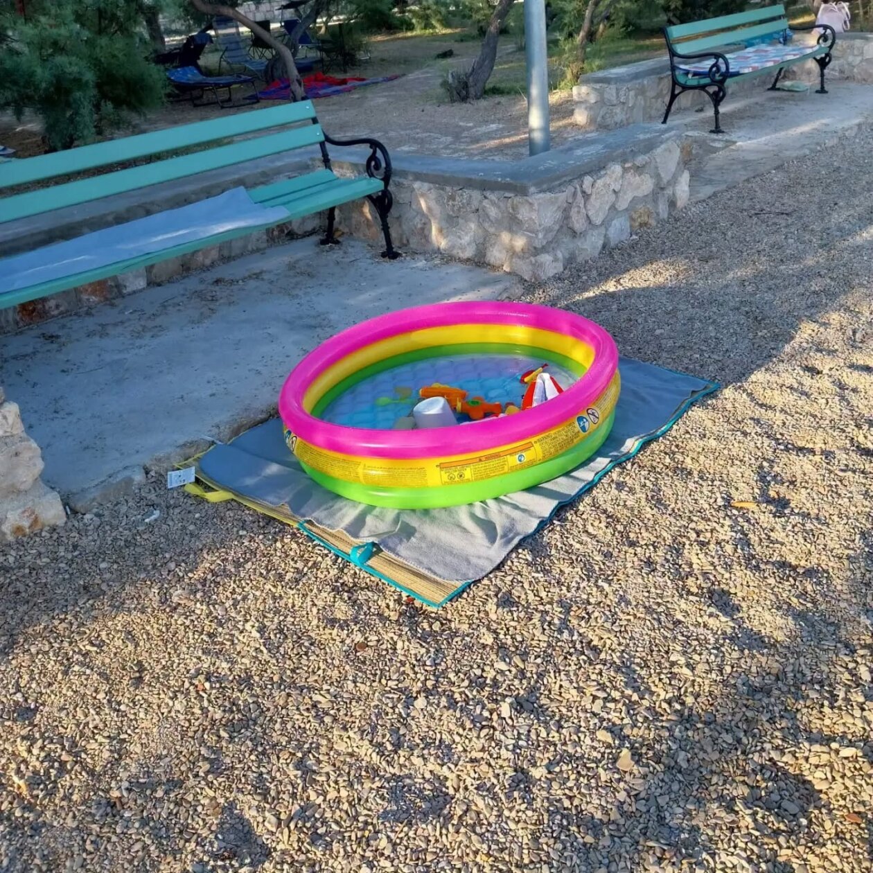 plaža komunalci grad pag 17 plaža komunalci grad pag 17