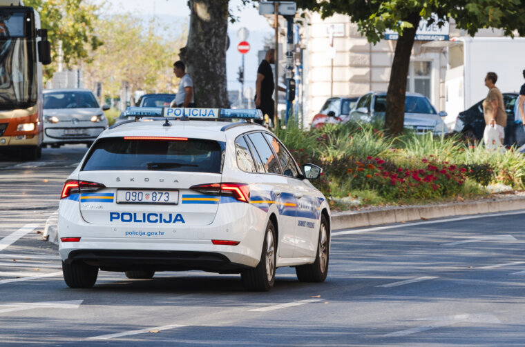 Ilustrativna grad policija-2782