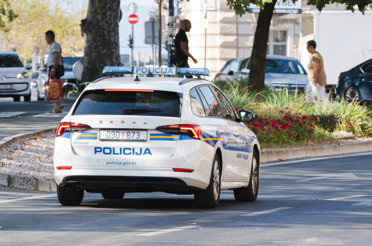 Ilustrativna grad policija-2783