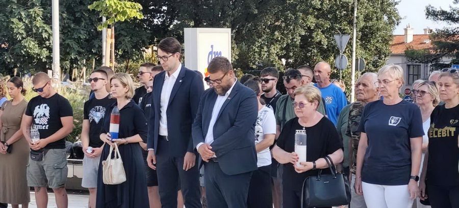 Obiljezavanje-Dana-pobjede-i-domovinske-zahvalnosti-na-Zametu-31-900×600-1-e1785821140926 Obiljezavanje-Dana-pobjede-i-domovinske-zahvalnosti-na-Zametu-31-900×600-1-e1785821140926