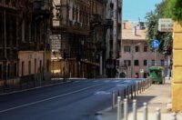 Rijeka: Visoke temperature ispraznile gradske ulice Rijeka: Visoke temperature ispraznile gradske ulice