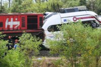 Putnički i teretni vlak sudarili su se između Gradeca i Svetog Ivana žabno Putnički i teretni vlak sudarili su se između Gradeca i Svetog Ivana žabno