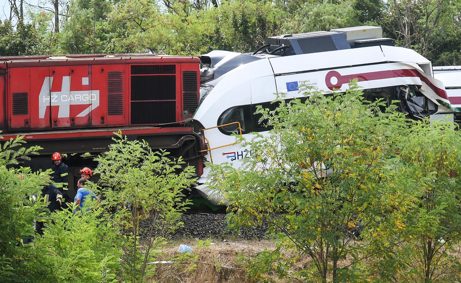 Putnički i teretni vlak sudarili su se između Gradeca i Svetog Ivana žabno Putnički i teretni vlak sudarili su se između Gradeca i Svetog Ivana žabno