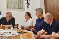Split: Premijer Plenković u obilasku ozlijeđenih u požaru Split: Premijer Plenković u obilasku ozlijeđenih u požaru