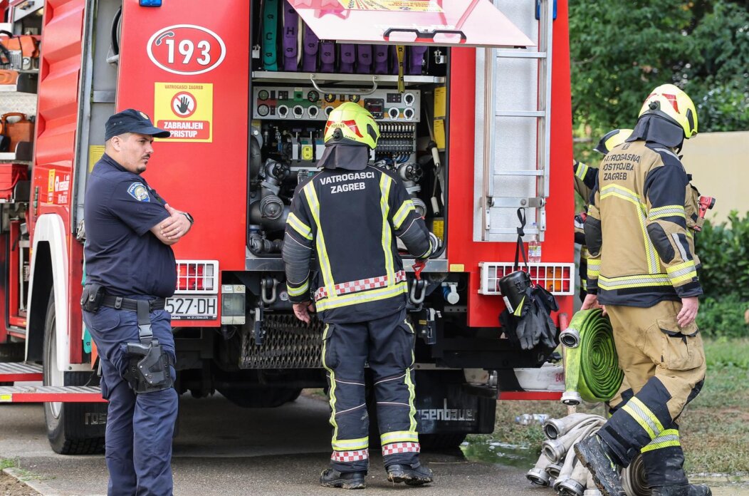Zagreb: Jedna osoba poginula u požaru stana na Borovju Zagreb: Jedna osoba poginula u požaru stana na Borovju