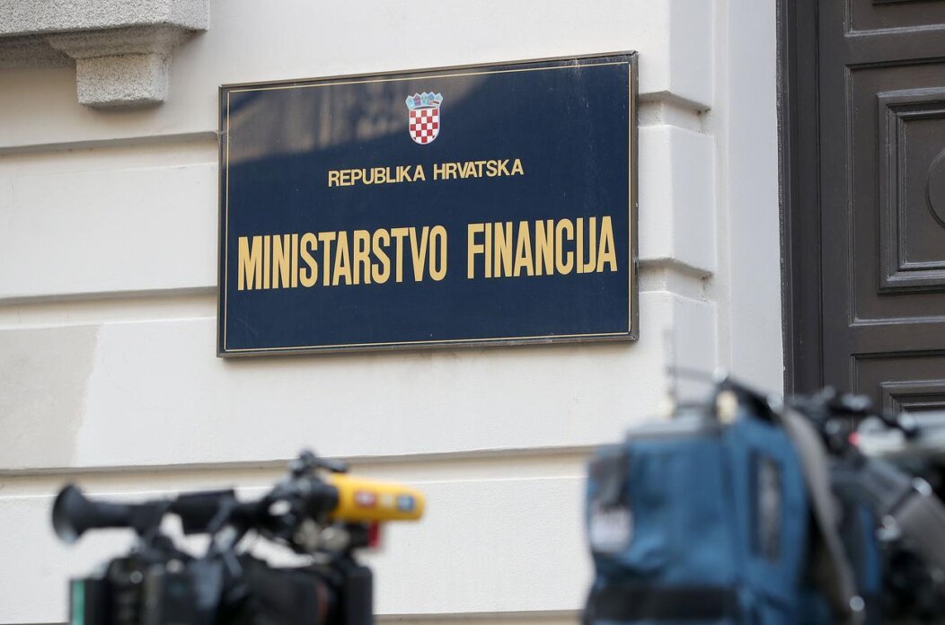 Zagreb: Ministar Marić zadovoljan je zadržavanjem investicijske razine kreditnog rejtinga Zagreb: Ministar Marić zadovoljan je zadržavanjem investicijske razine kreditnog rejtinga