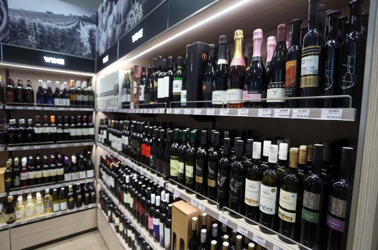 Zagreb: Aelia Duty Free shop u Zra?noj luci Zagreb Zagreb: Aelia Duty Free shop u Zra?noj luci Zagreb
