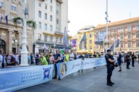Zagreb: Molitelji na glavnom gradskom trgu prve subote u mjesecu Zagreb: Molitelji na glavnom gradskom trgu prve subote u mjesecu
