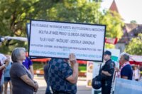 Zagreb: Molitelji na glavnom gradskom trgu prve subote u mjesecu Zagreb: Molitelji na glavnom gradskom trgu prve subote u mjesecu