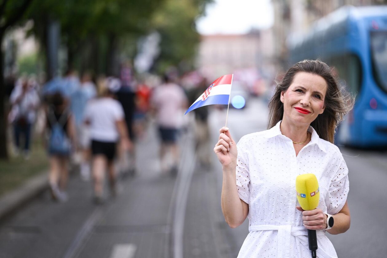 Veliki prosvjed u Zagrebu zbog zagađenja i opasnog otpada u Lici Veliki prosvjed u Zagrebu zbog zagađenja i opasnog otpada u Lici