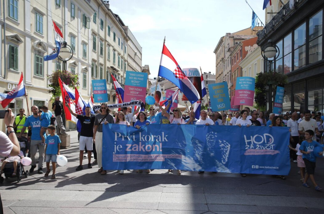 Hod za život, obitelj i Hrvatsku u Rijeci Hod za život, obitelj i Hrvatsku u Rijeci