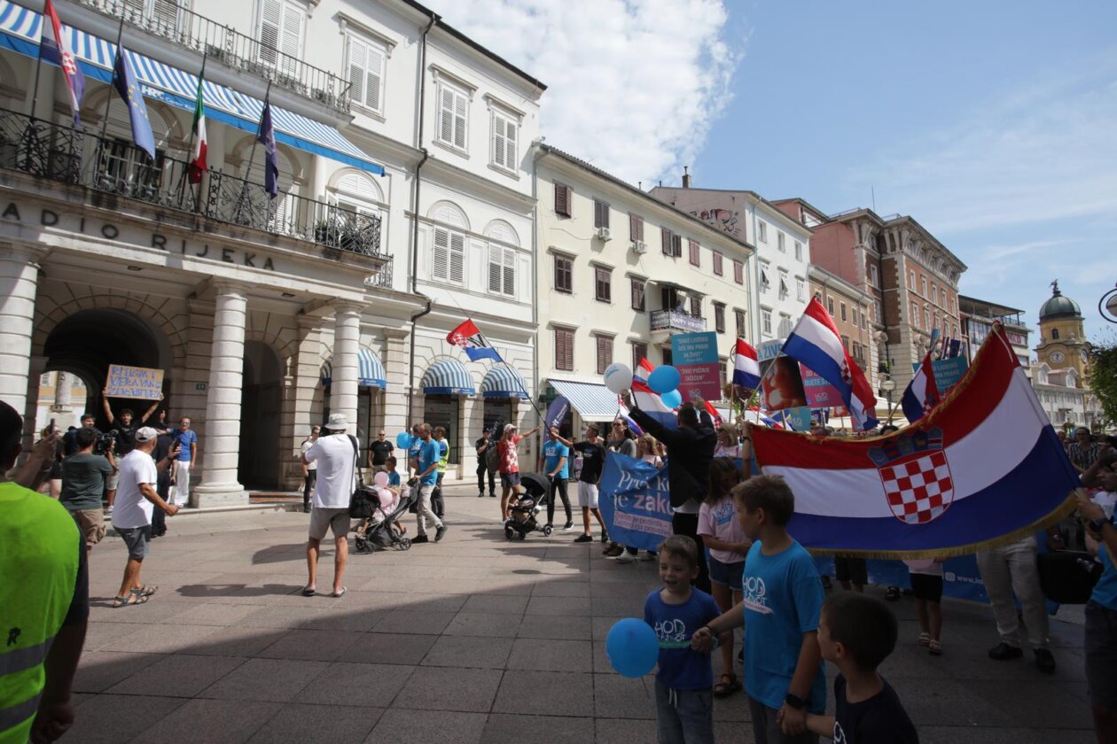 Hod za život, obitelj i Hrvatsku u Rijeci Hod za život, obitelj i Hrvatsku u Rijeci